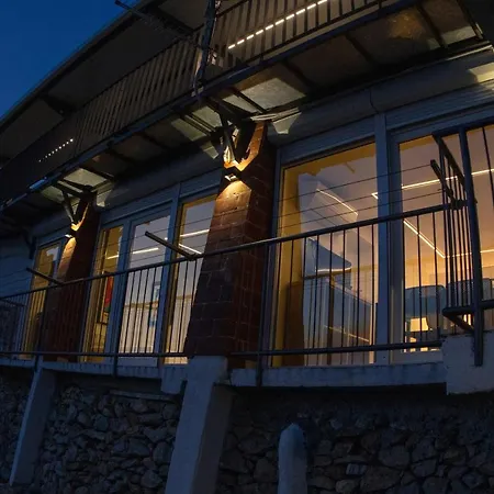 Family Friendly Seaside Pisak, Omis - 18610 * Pisak