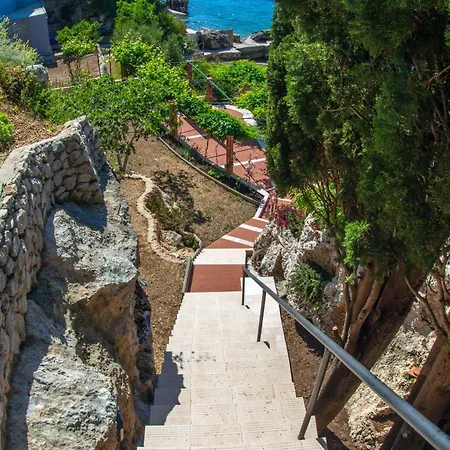 Family Friendly Seaside Pisak, Omis - 18610 * Pisak